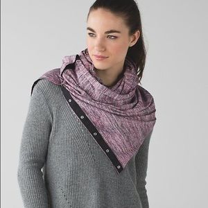 Lululemon scarf